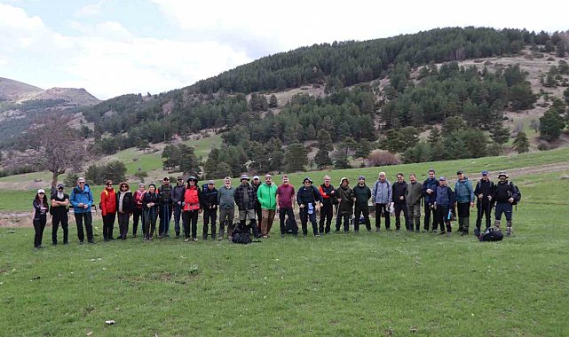 Muhteşem manzarada 17 kilometrelik yürüyüş