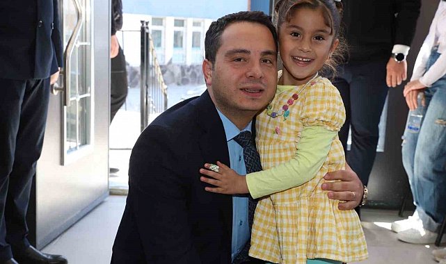 Muradiyeli anneler çocuklarıyla kütüphanede buluşuyor