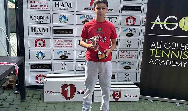 Müsabakalardan 3 madalyayla döndüler