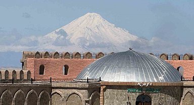 Nahçıvan'dan görüntülenen 'Türkiye'nin çatısı'ndan görsel şölen