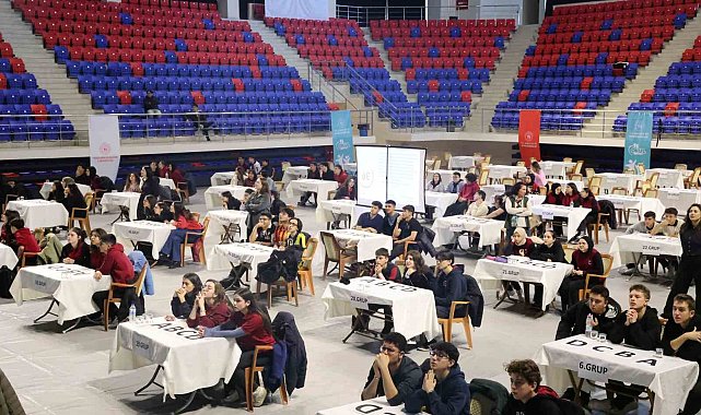 Niğde'de Kültür ve Sanat Yarışmalarında gençler bilgileriyle yarıştı