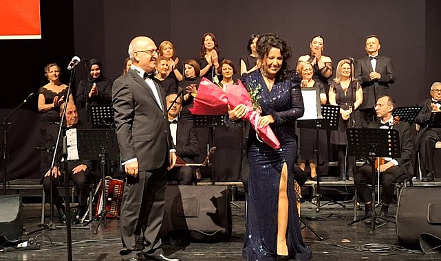 Nilüfer 30 Ağustos Zafer Türk Sanat Müziği topluluğu ikinci konsere hazırlanıyor