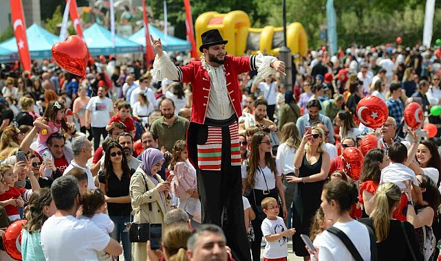 Nilüfer'de 23 Nisan Çocuk Bayramı'na renkli kutlama