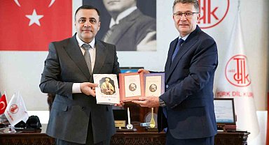 Nizami Gencevi'nin ünlü "Hamse"sinin çevirileri Erzurum'dan