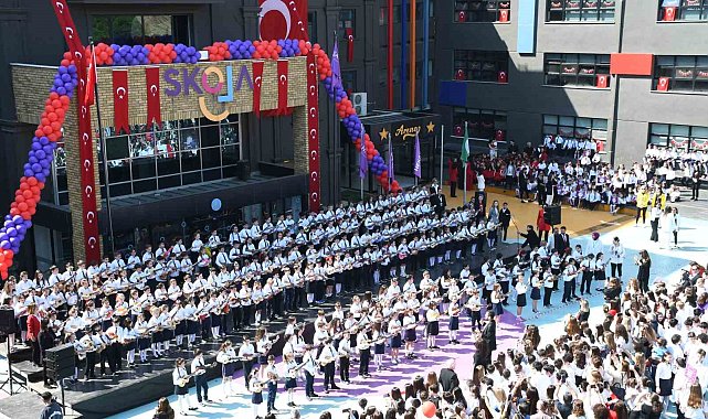 Öğrenciler 23 Nisan'ı coşkuyla kutladı