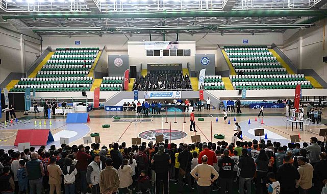 Okul Sporları İlçe Şenliklerinde görkemli final