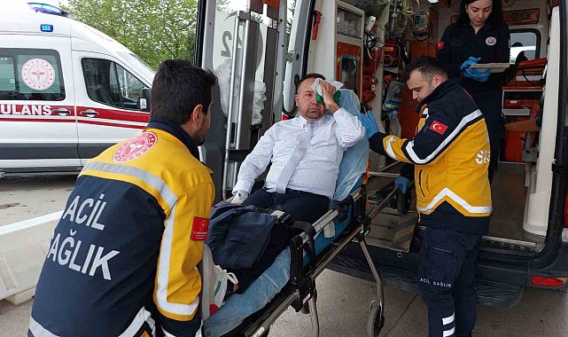 Okuldan atılan öğrenci okula gelip nöbetçi öğretmene saldırarak hastanelik etti