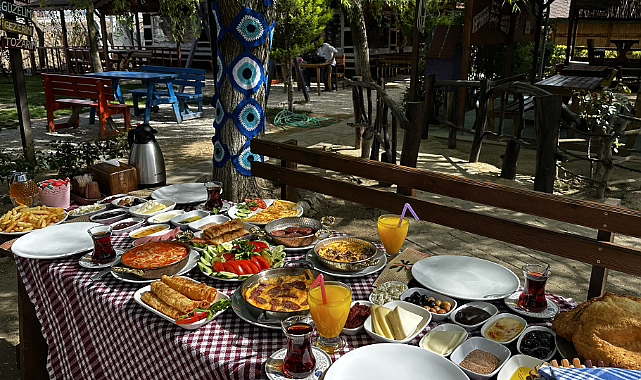 Organik Kahvaltının Tadına Varın: Edirne’nin Saklı Bahçesi'nde Sağlıklı Bir Başlangıç