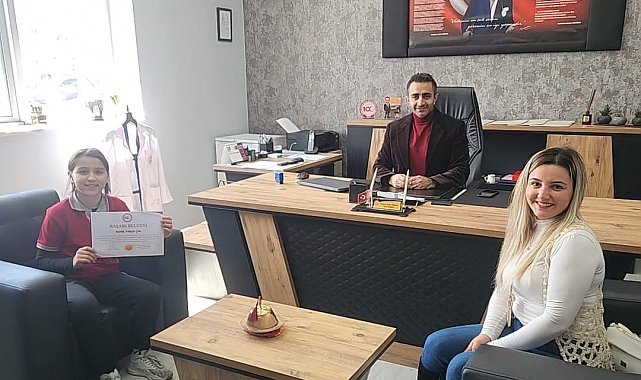 Ortaokul öğrencisinin 'bağımsızlık' şiiri ilçe 1.'si oldu