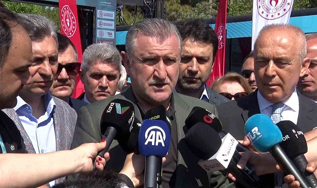 Osman Aşkın Bak: "Türkiye, dünyada büyük bir spor ülkesi haline geldi"