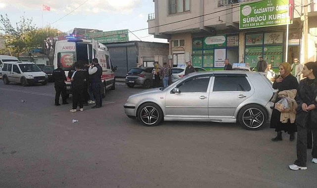 Otomobile çarpan motosiklet sürücüsü yaralandı