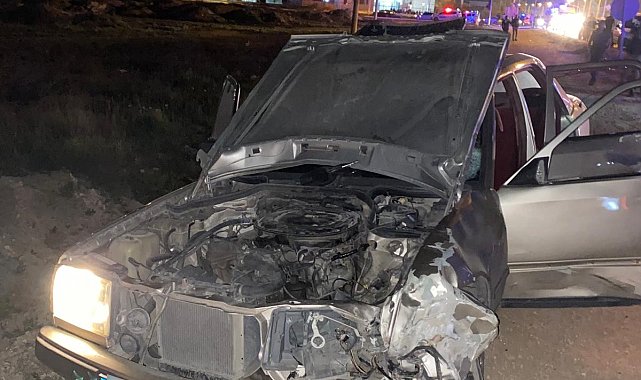 Otomobille çarpışan motosiklet sürücüsü hayatını kaybetti