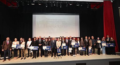 Öykülerle Gebze Yarışması'nda ödüller sahiplerini buldu