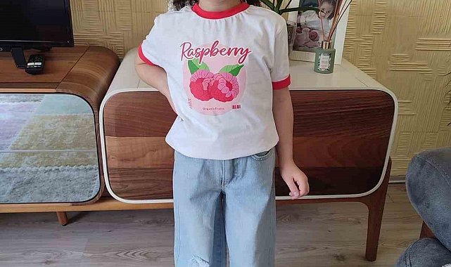 Oyun oynarken otomobilin çarptığı minik kız hayatını kaybetti