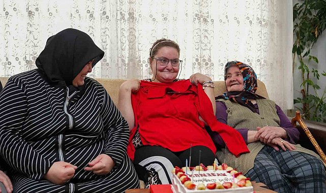 Özel bireylere doğum günü sürprizi