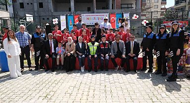 Özel öğrenciler, şenlikte eğlendi