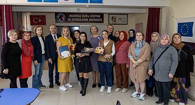 Özel öğrencilerin velilerine danışmanlık ve beslenme semineri