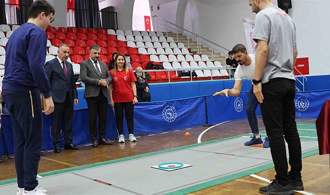 Özel sporcular Hemsball Turnuvası'nda yarıştı