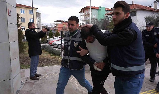 Özlem Şımarık cinayetinde gergin duruşma: Sanıklar birbirine girdi