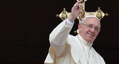 Papa Francis'in ölüm nedeni felç ve kalp yetmezliği