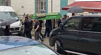 Paraşüt kazasında ölen 2 arkadaş Eskişehir'de defnedildi