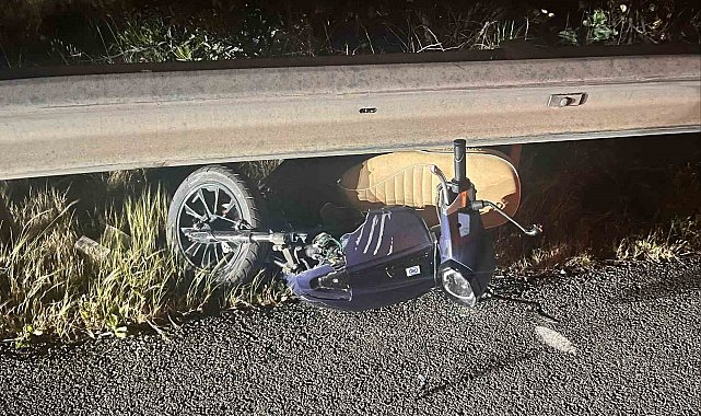 Park halindeki tıra arkadan çarpan motosikletin sürücüsü öldü