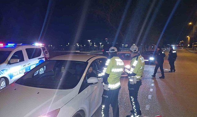 Payas'ta asayiş uygulamasında 13 araç ve sürücüsüne 117 bin TL ceza