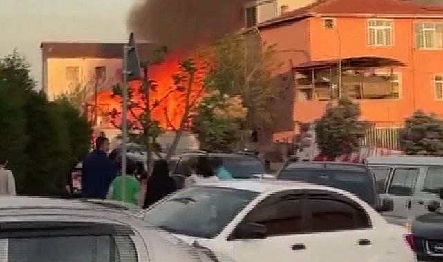 Pendik'te fabrika yangını: Ekiplerin müdahalesi sürdüyor