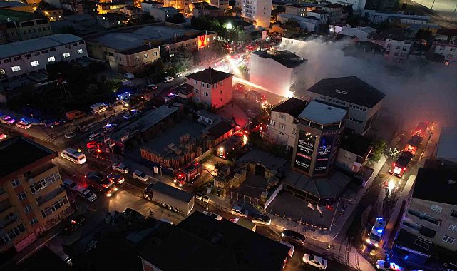 Pendik'te palet fabrikasındaki yangın söndürüldü