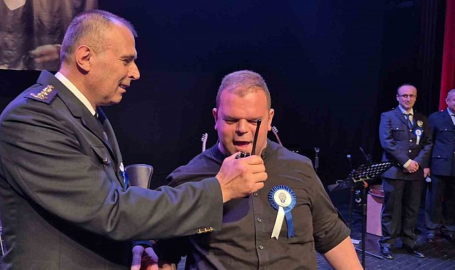 Polis Haftası etkinliklerine Down sendromlu Deha damga vurdu