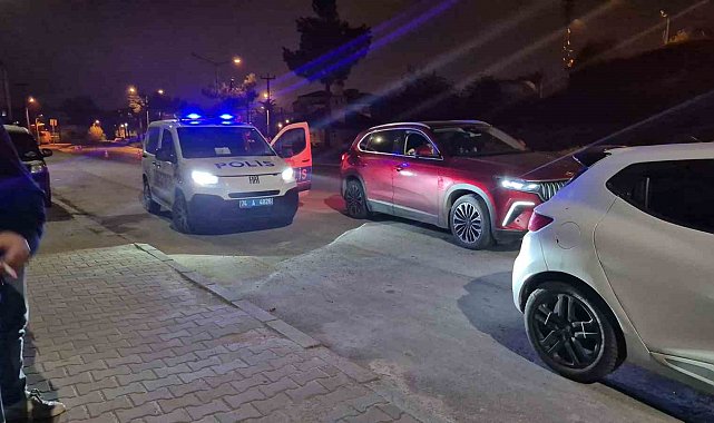 Polisi gören geri manevra yaparak kaçtı