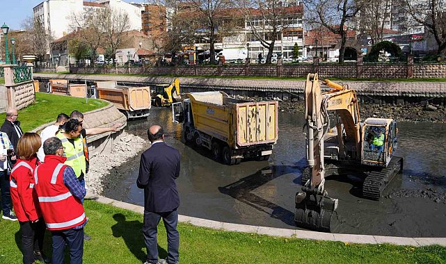Porsuk'ta temizlik çalışmaları sürüyor