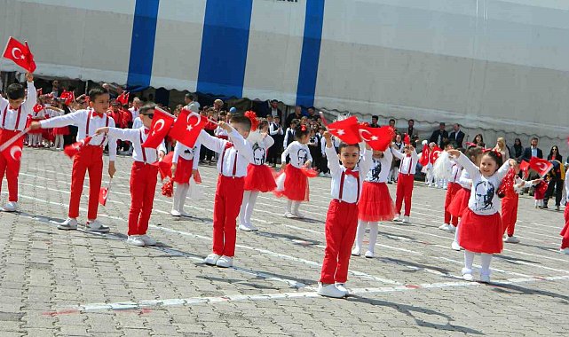 Posof'ta 23 Nisan coşkusu