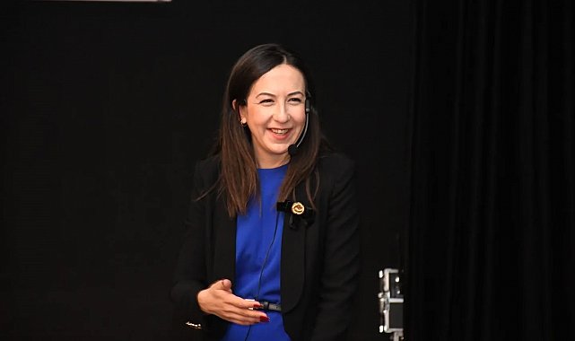 Psikolog Dr. Elif Ünsal Özberk'ten kadınlara farkındalık semineri