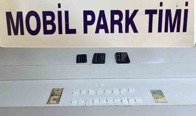 "Papatya yaprağı" şifresiyle uyuşturucu satan çiğ köfteciye baskın