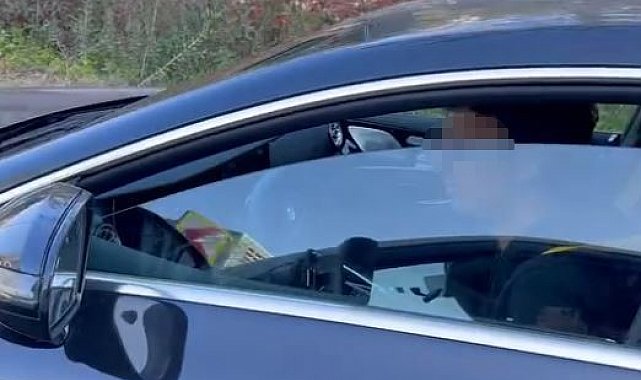 "Valinin yeğeniyim" diyen çakarlı araç sürücüsü yakalandı