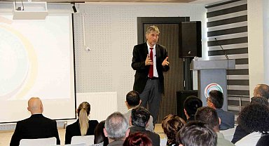 Rehber öğretmen ve müdür yardımcılarının Kütahya OSB'de mesleki eğitim buluşması