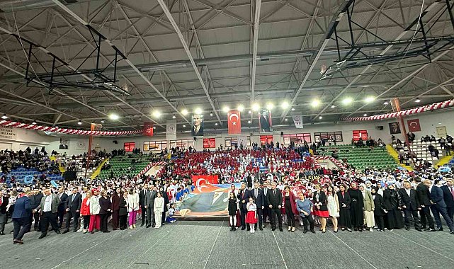 Rize'de coşkulu 23 Nisan şenlikleri