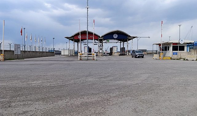 Ro-ro seferlerinin yapıldığı Karasu Limanı'nda cinayet