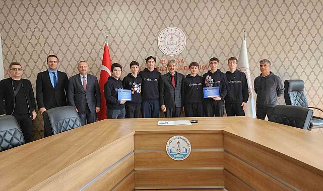 ROBOTAV Takımı'ndan ulusal başarı, ABD'de Türkiye'yi temsil edecekler