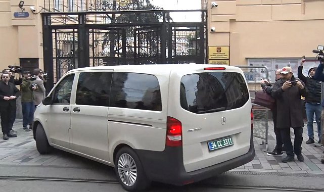 Rus ve ABD heyeti kritik görüşme için konsolosluğa geldi