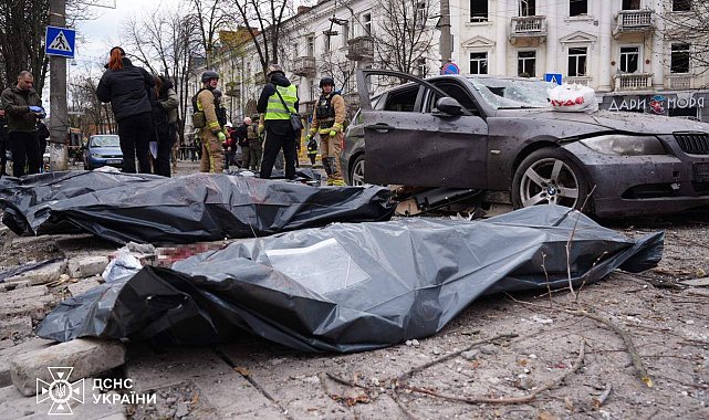 Rusya'dan Ukrayna'ya balistik füze saldırısı: 21 ölü
