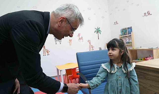 Sağlık okuryazarlığını artırmayı hedefleyen SAHA'nın ilk dersi Bakan Memişoğlu'ndan