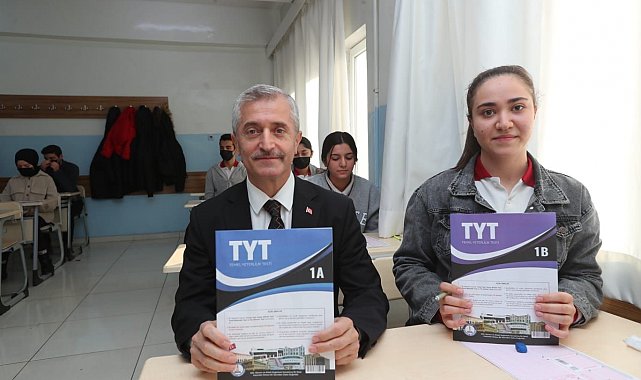 Şahinbey Belediyesi öğrenci ve vatandaşlara 16 milyon kitap dağıttı