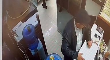 Sahte altın satarak kuyumcuları dolandıran 2 kişi yakalandı