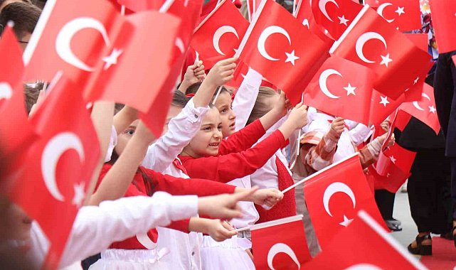 Sakarya'da 23 Nisan coşkusu çeşitli etkinliklerle kutlanıyor