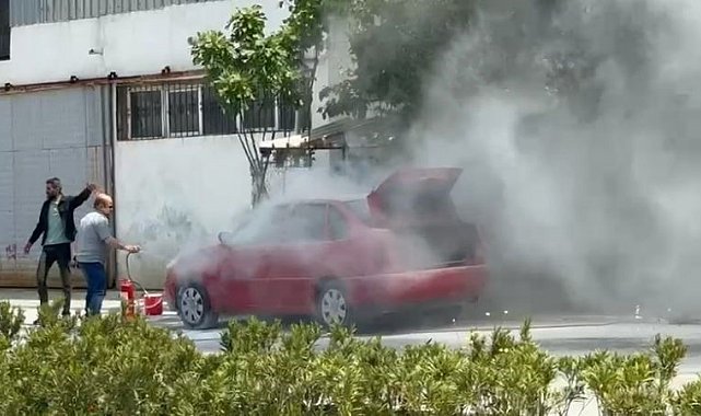 Sanayiden yeni çıkan araç yolda alev aldı