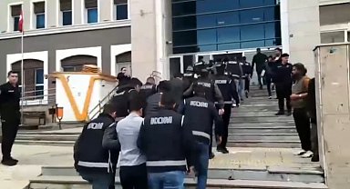 Şanlıurfa'da araç muayene istasyonuna rüşvet operasyonunda 7 tutuklama