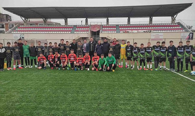 Sarıgöl'de okullar arası futbol ve voleybol turnuvası başladı