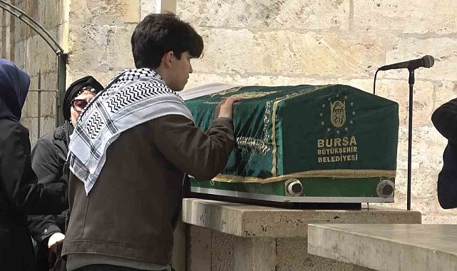 Sedefkâr Karazeybek son yolculuğuna uğurlandı